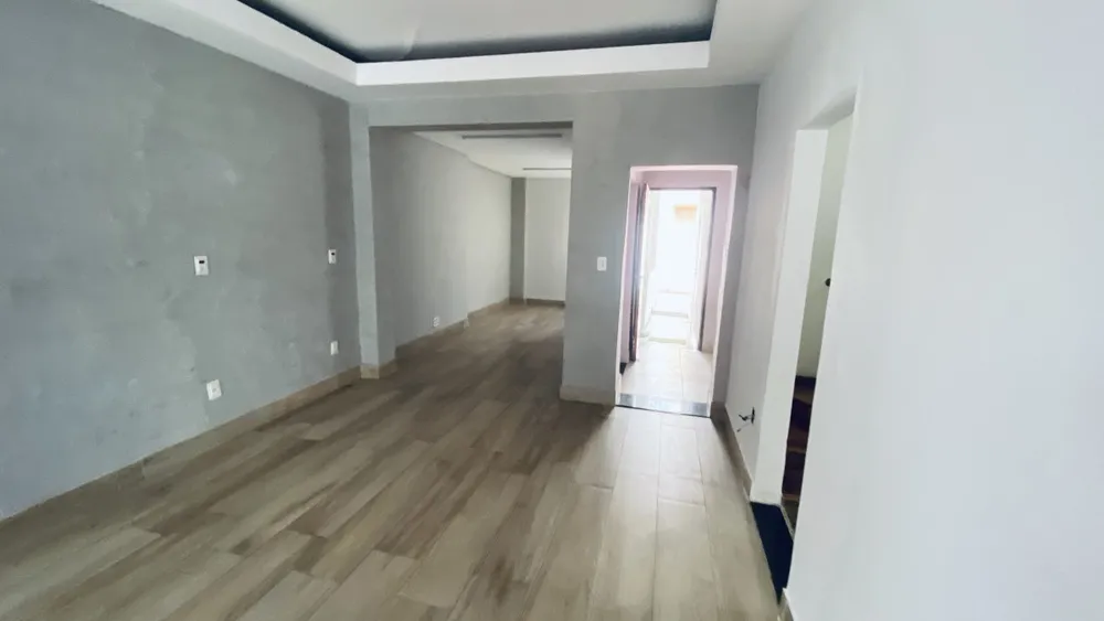Casa, 3 quartos, 232 m² - Foto 3