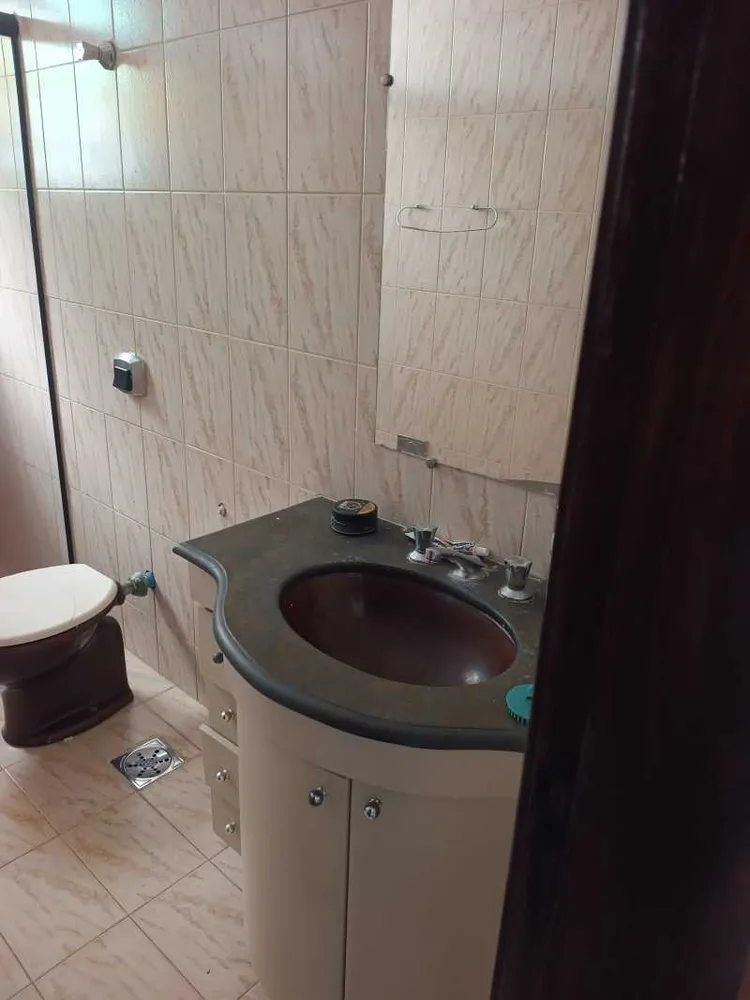 Casa, 4 quartos, 240 m² - Foto 4