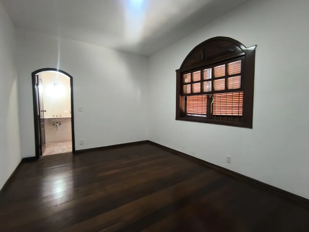 Casa, 4 quartos, 263 m² - Foto 9