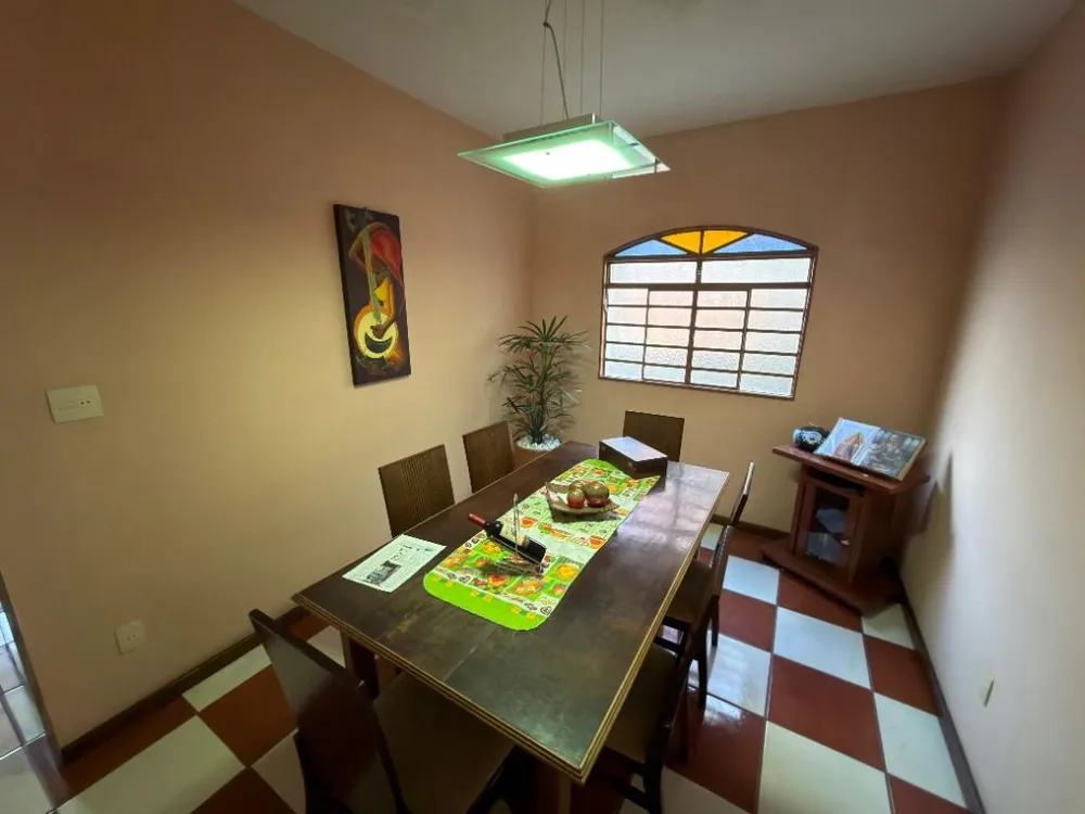 Casa, 3 quartos, 300 m² - Foto 3