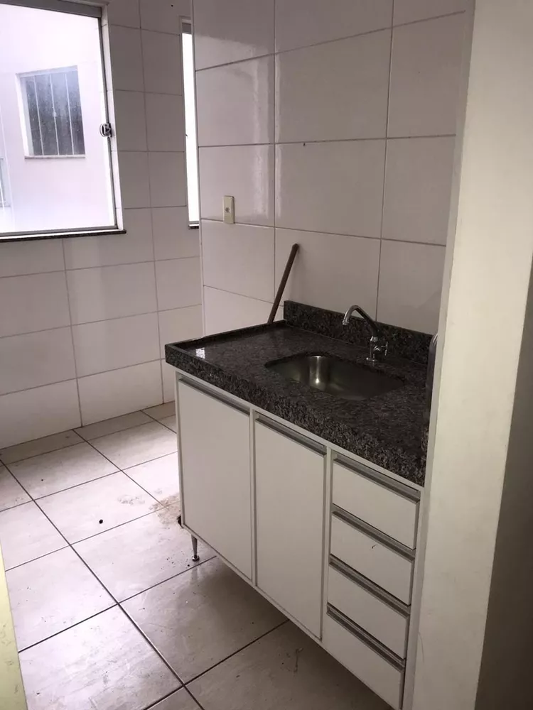 Apartamento à venda com 2 quartos, 57m² - Foto 2