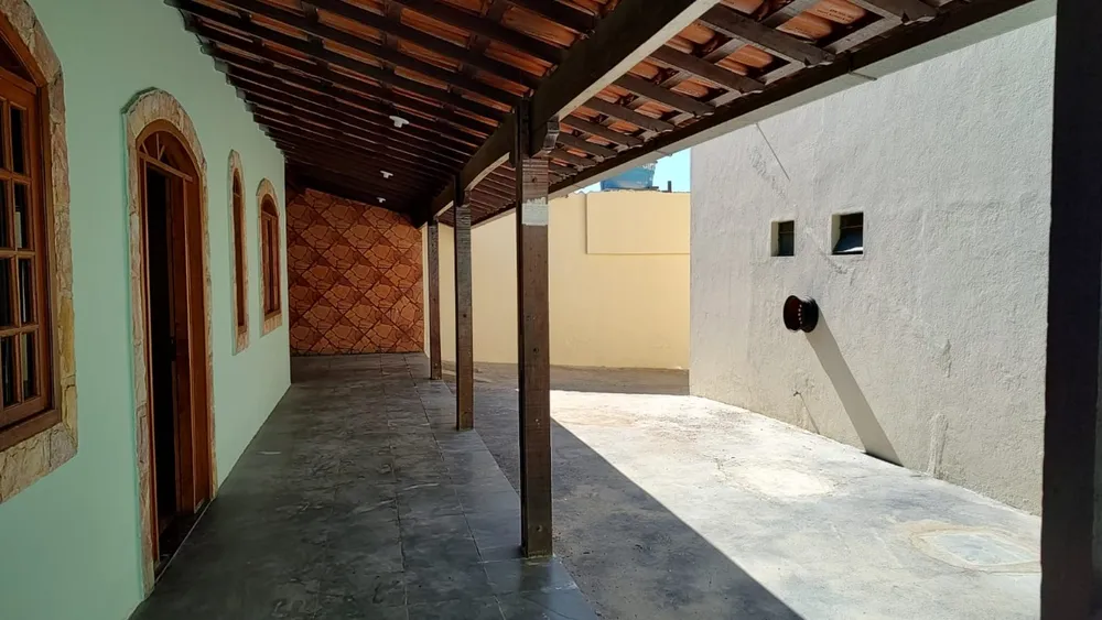 Casa, 3 quartos, 143 m² - Foto 1