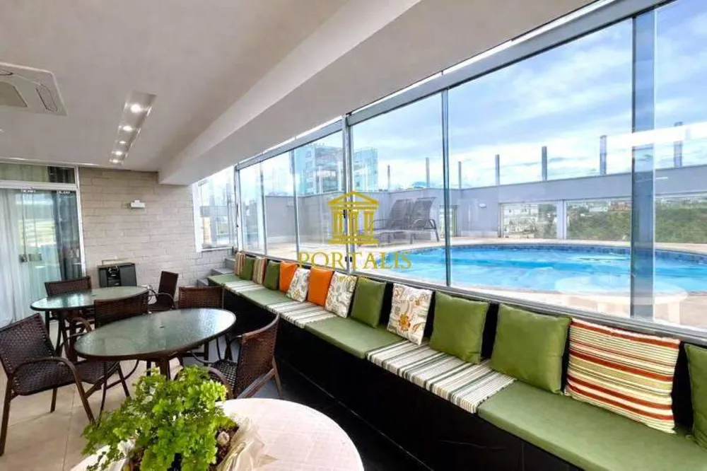 Cobertura, 4 quartos, 225 m² - Foto 1