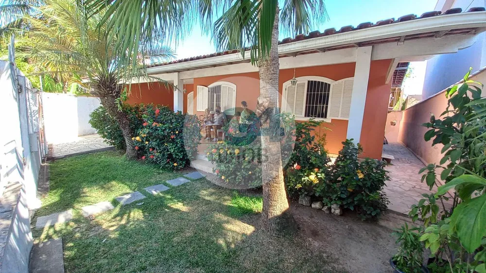 Casa, 3 quartos, 240 m² - Foto 1
