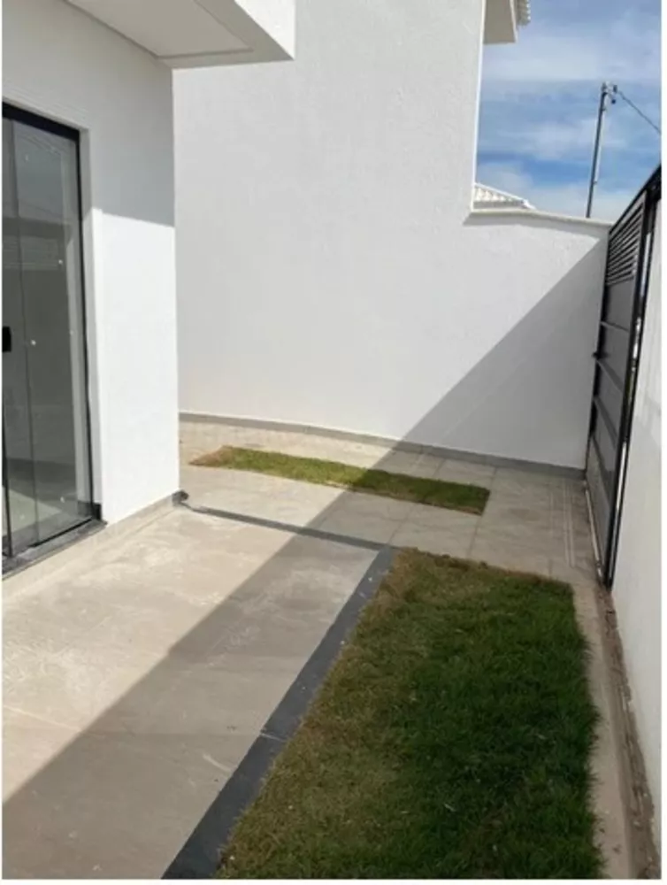 Casa à venda com 2 quartos, 50m² - Foto 4