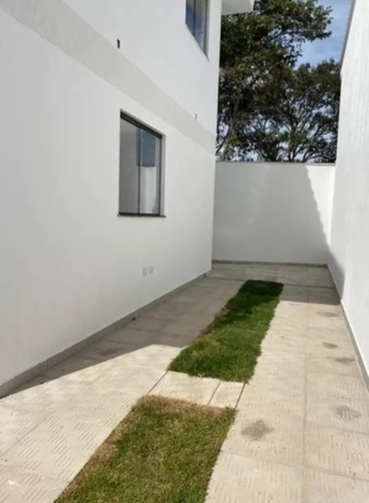 Casa à venda com 2 quartos, 50m² - Foto 5