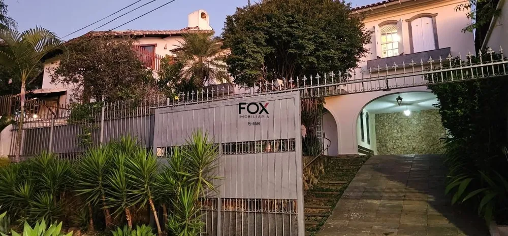 Casa, 5 quartos, 350 m² - Foto 1