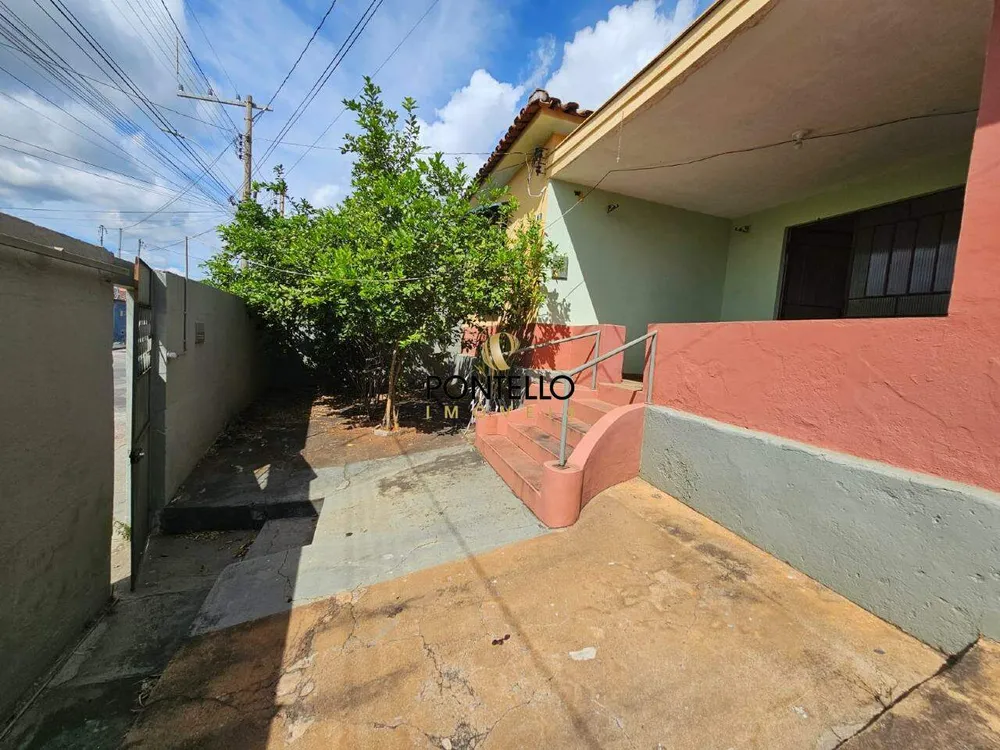 Casa, 4 quartos, 230 m² - Foto 1