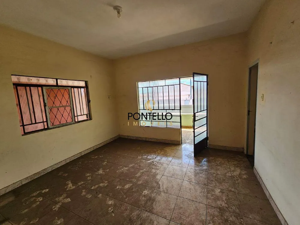 Casa, 4 quartos, 230 m² - Foto 4