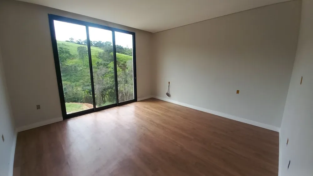 Casa, 3 quartos, 330 m² - Foto 4