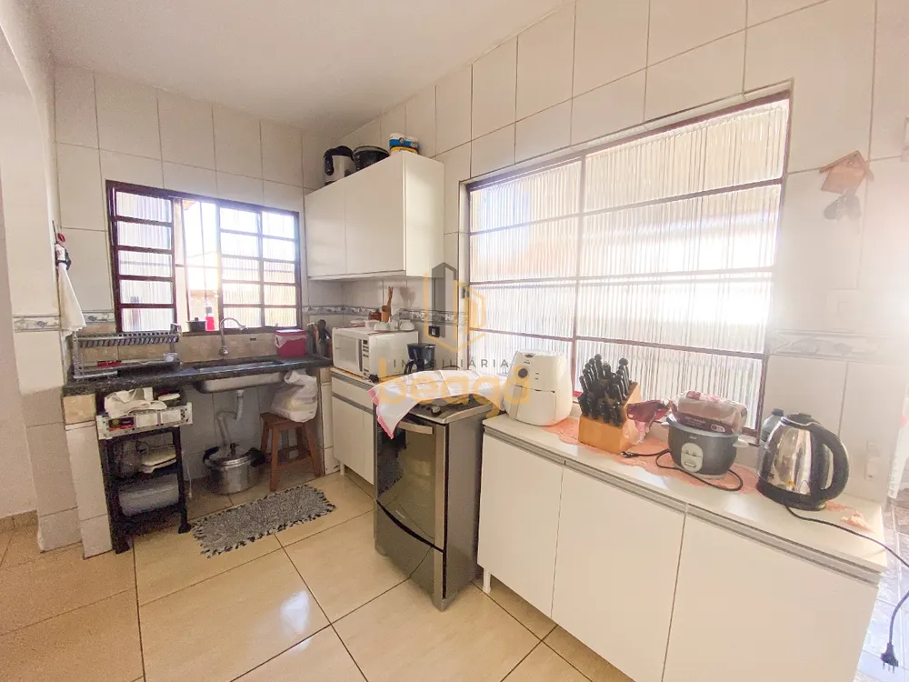 Casa, 5 quartos, 230 m² - Foto 13