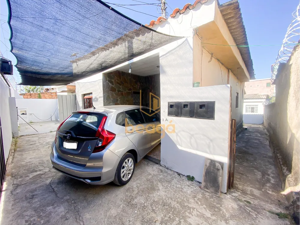 Casa, 5 quartos, 230 m² - Foto 1