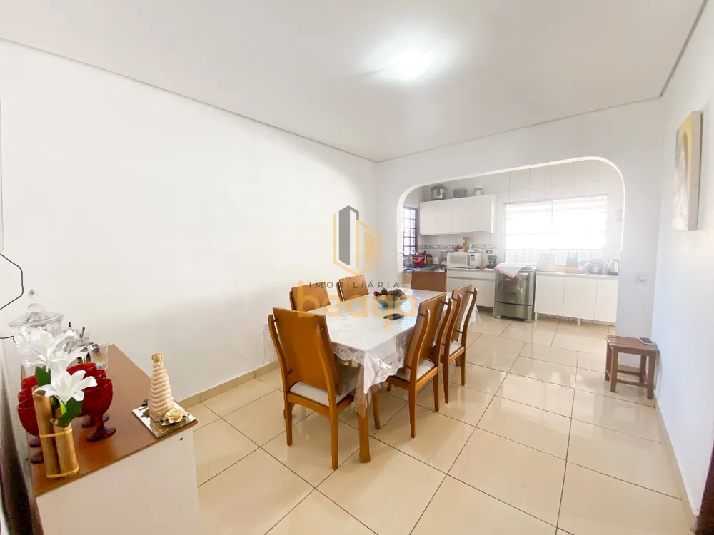 Casa, 5 quartos, 230 m² - Foto 12