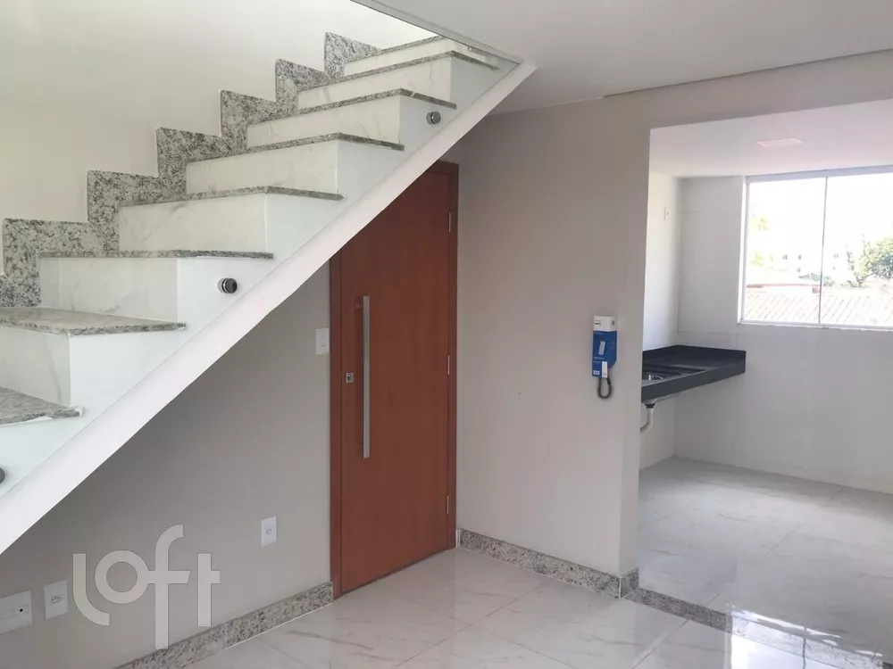 Apartamento à venda com 3 quartos, 118m² - Foto 3