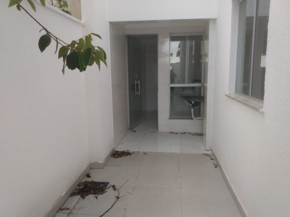 Apartamento à venda com 2 quartos, 50m² - Foto 4