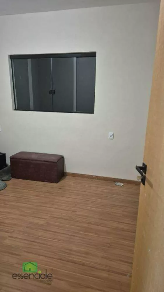 Casa à venda com 3 quartos, 80m² - Foto 8