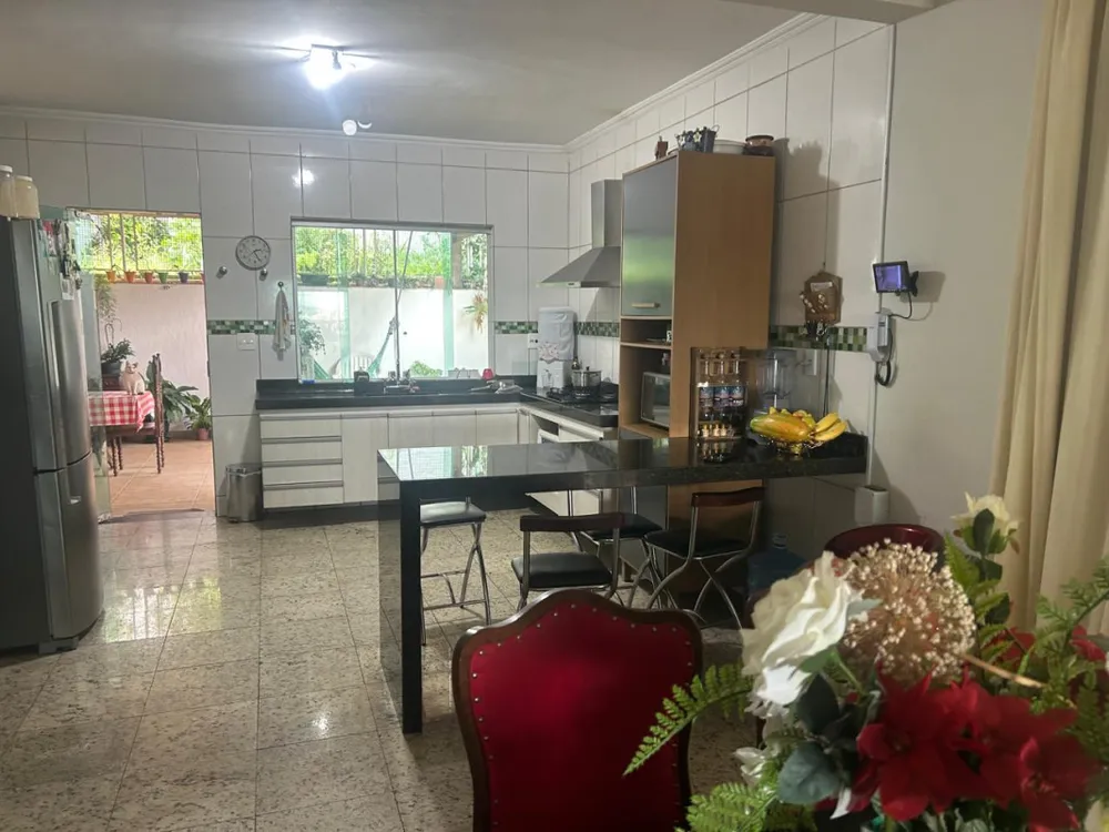 Casa, 3 quartos, 223 m² - Foto 8