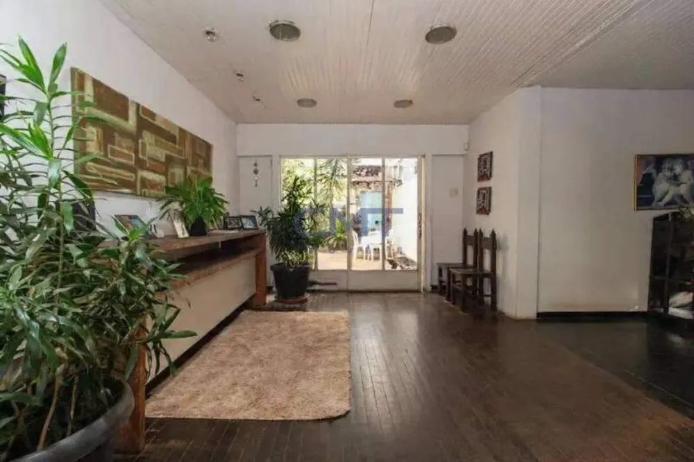 Casa, 5 quartos, 428 m² - Foto 1