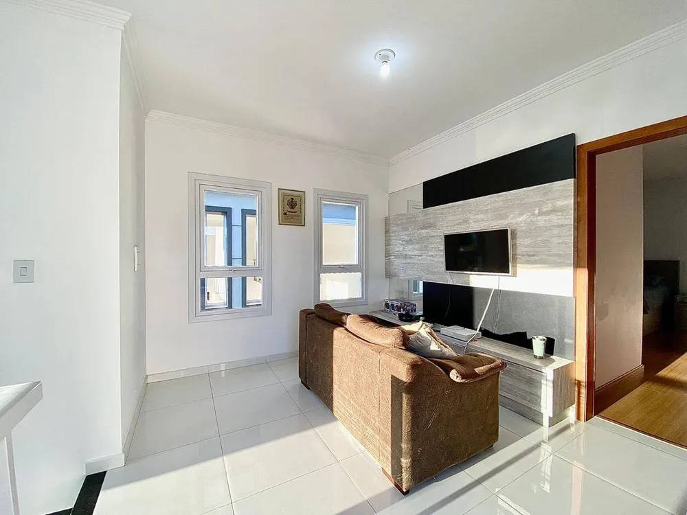 Casa, 3 quartos, 200 m² - Foto 9
