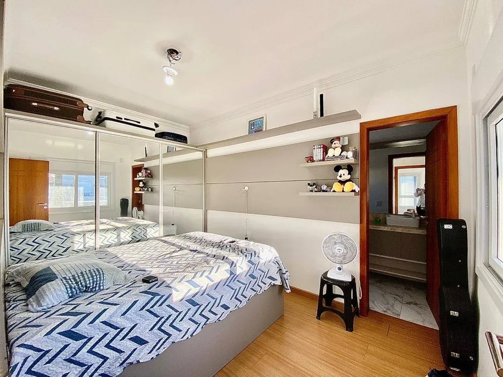 Casa, 3 quartos, 200 m² - Foto 3