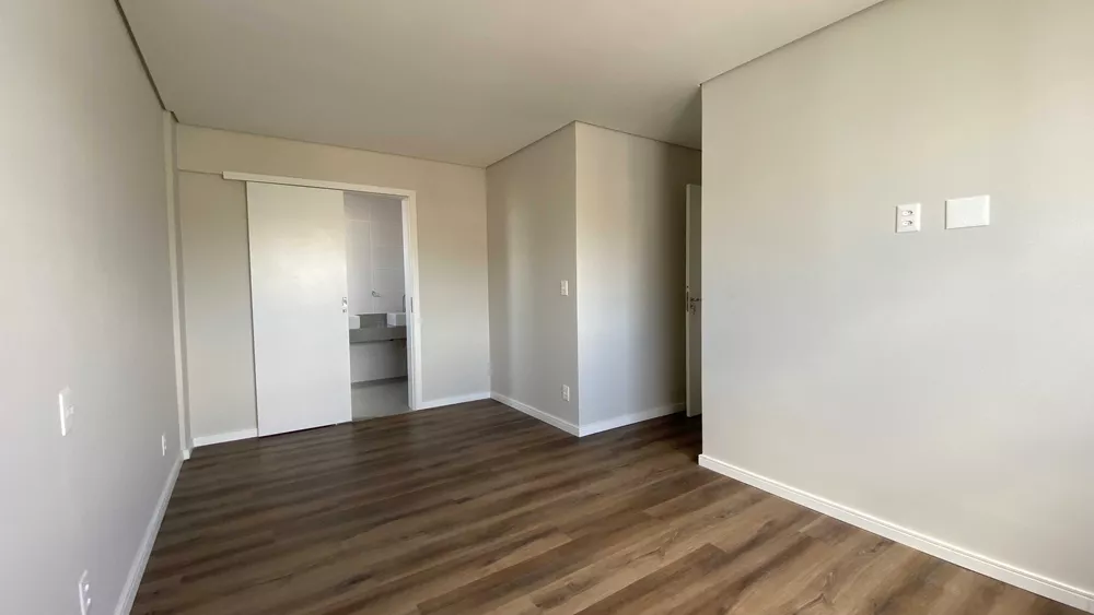 Apartamento à venda com 3 quartos, 114m² - Foto 22