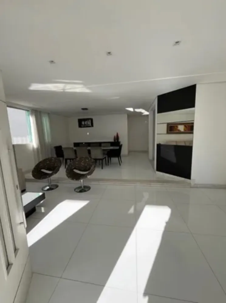 Casa, 4 quartos, 378 m² - Foto 2