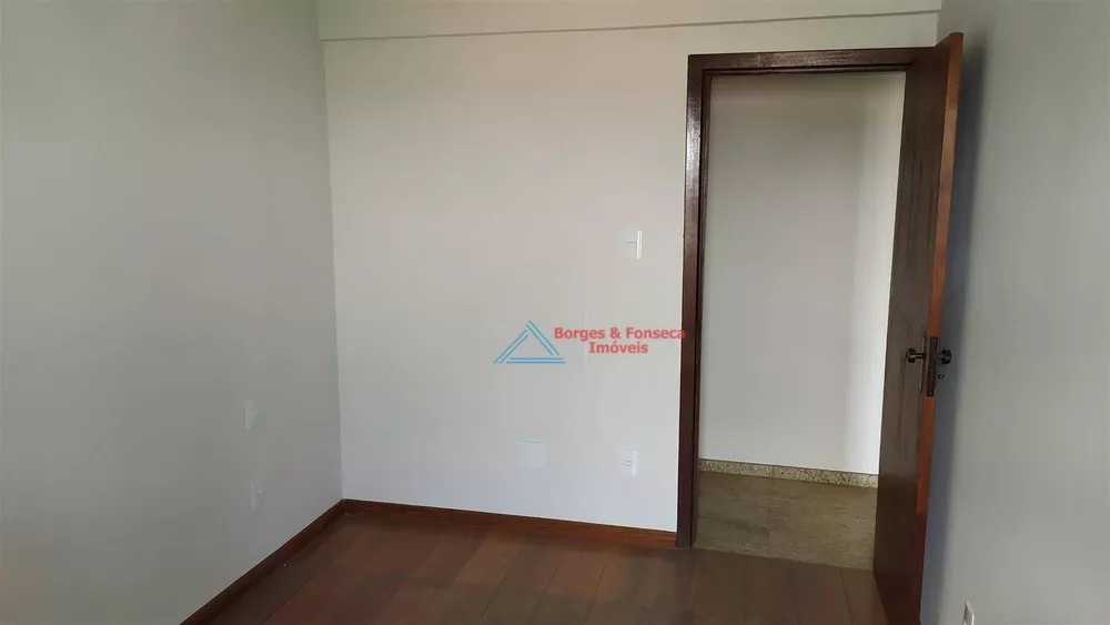 Apartamento à venda com 3 quartos, 198m² - Foto 13