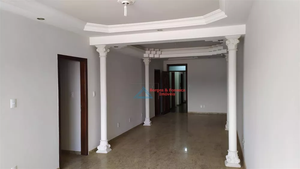 Apartamento à venda com 3 quartos, 198m² - Foto 4