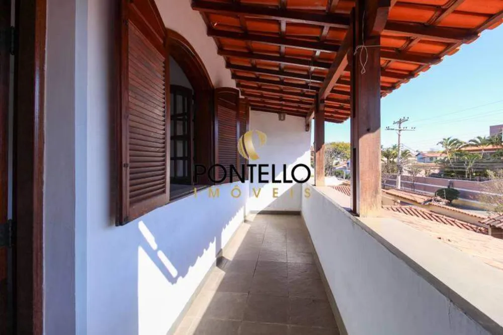 Casa, 4 quartos, 308 m² - Foto 2