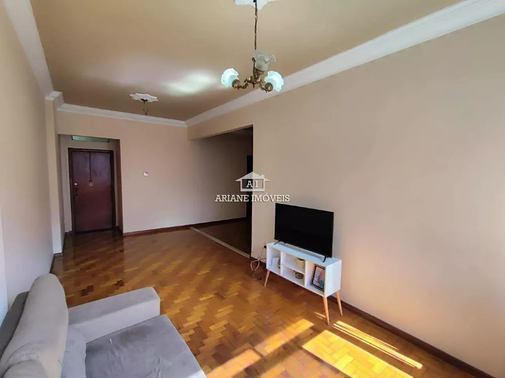 Apartamento à venda com 3 quartos, 147m² - Foto 1