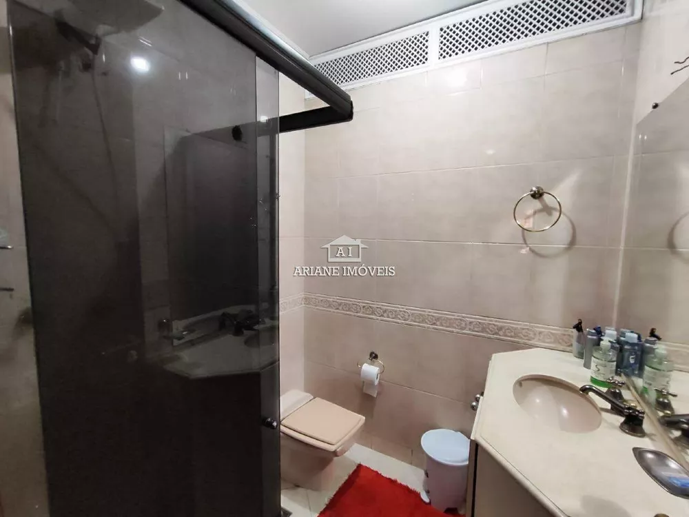 Apartamento à venda com 3 quartos, 147m² - Foto 4