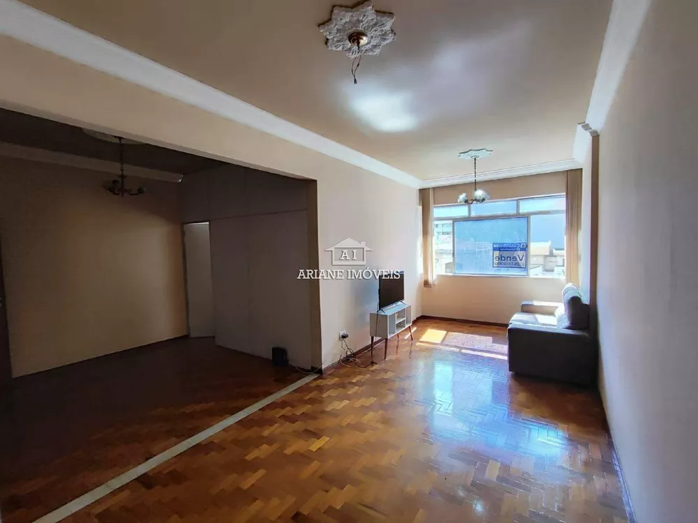 Apartamento à venda com 3 quartos, 147m² - Foto 2