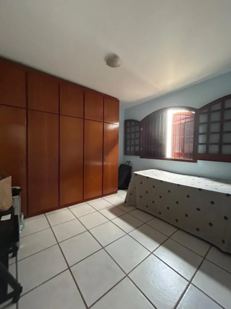 Casa, 6 quartos, 326 m² - Foto 5