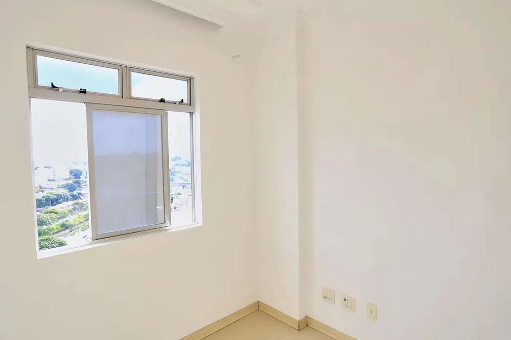 Apartamento, 3 quartos, 80 m² - Foto 1