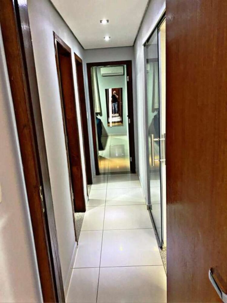 Apartamento à venda com 3 quartos, 110m² - Foto 2