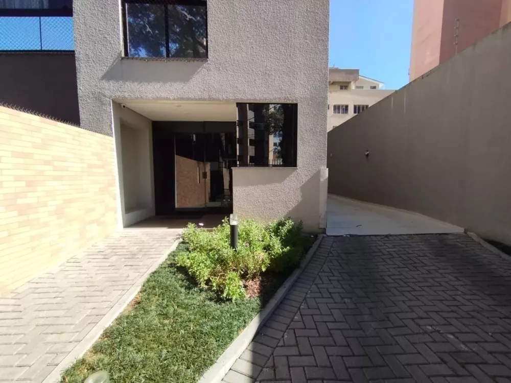 Apartamento à venda com 2 quartos, 66m² - Foto 4