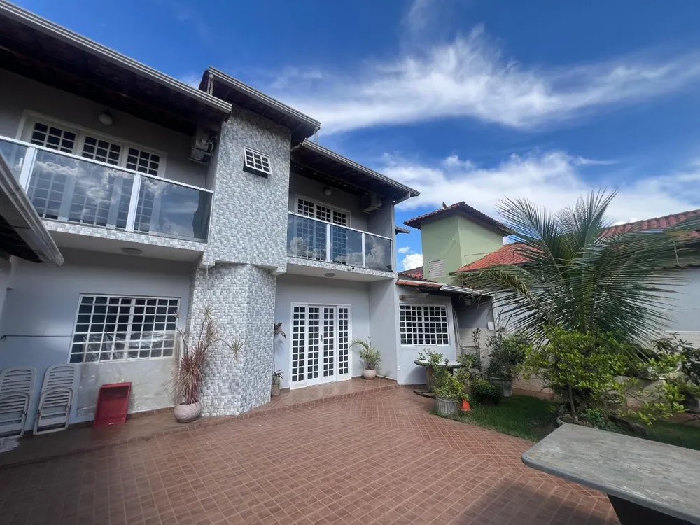 Casa, 4 quartos, 270 m² - Foto 2