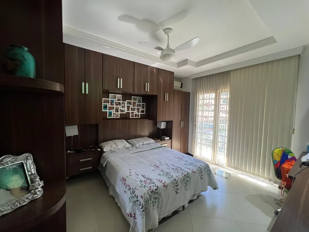 Casa, 4 quartos, 270 m² - Foto 10