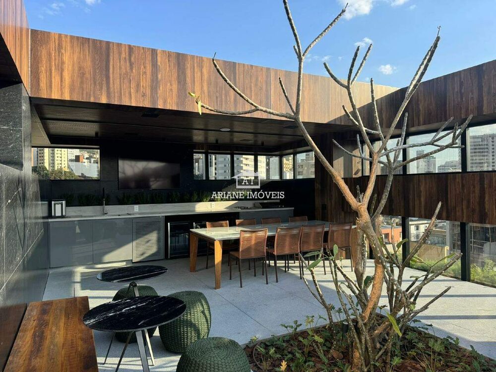 Apartamento à venda com 3 quartos, 137m² - Foto 4
