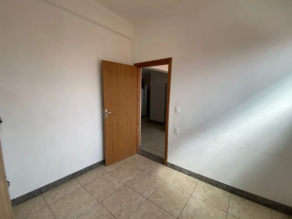 Casa, 8 quartos, 450 m² - Foto 2