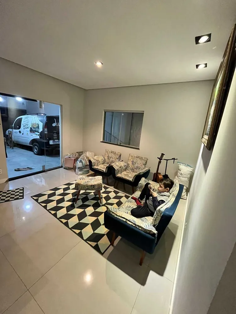 Casa, 3 quartos, 300 m² - Foto 1