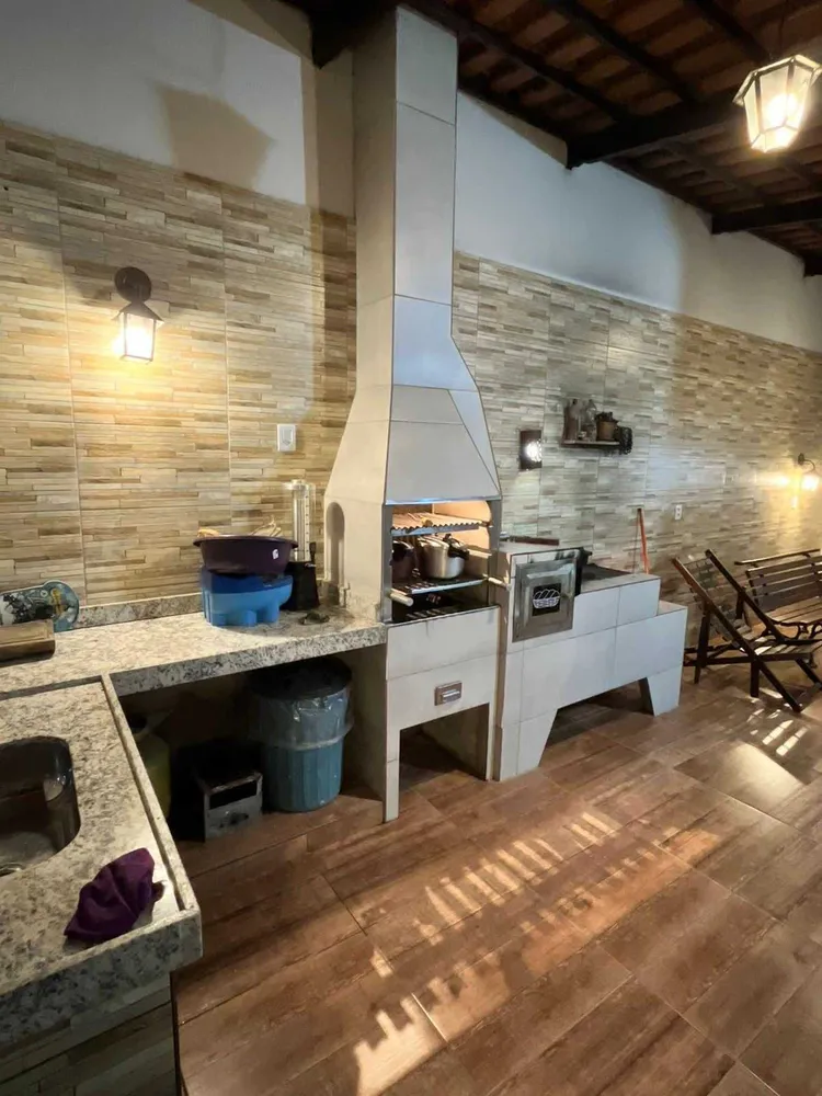 Casa, 3 quartos, 300 m² - Foto 3