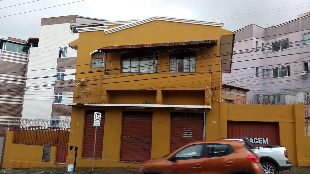 Prédio Inteiro à venda com 5 quartos, 315m² - Foto 1