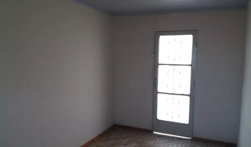 Casa à venda com 3 quartos, 44m² - Foto 4