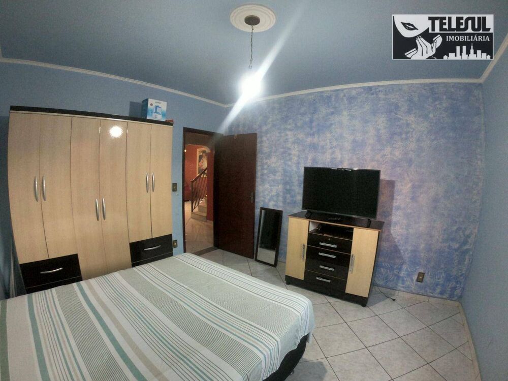 Casa à venda com 3 quartos, 250m² - Foto 6
