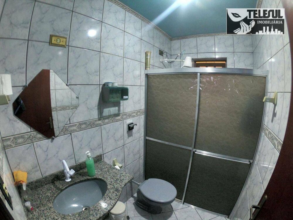 Casa à venda com 3 quartos, 250m² - Foto 7