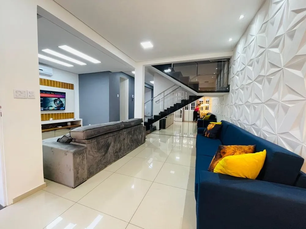Casa, 3 quartos, 300 m² - Foto 2