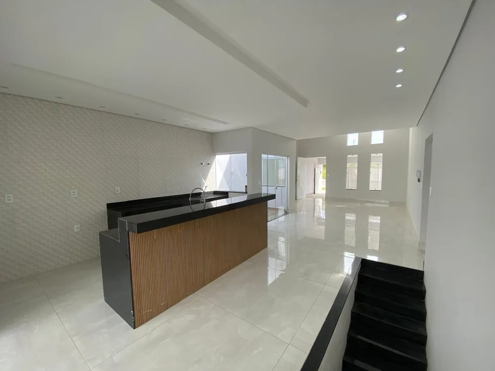 Casa, 3 quartos, 308 m² - Foto 4