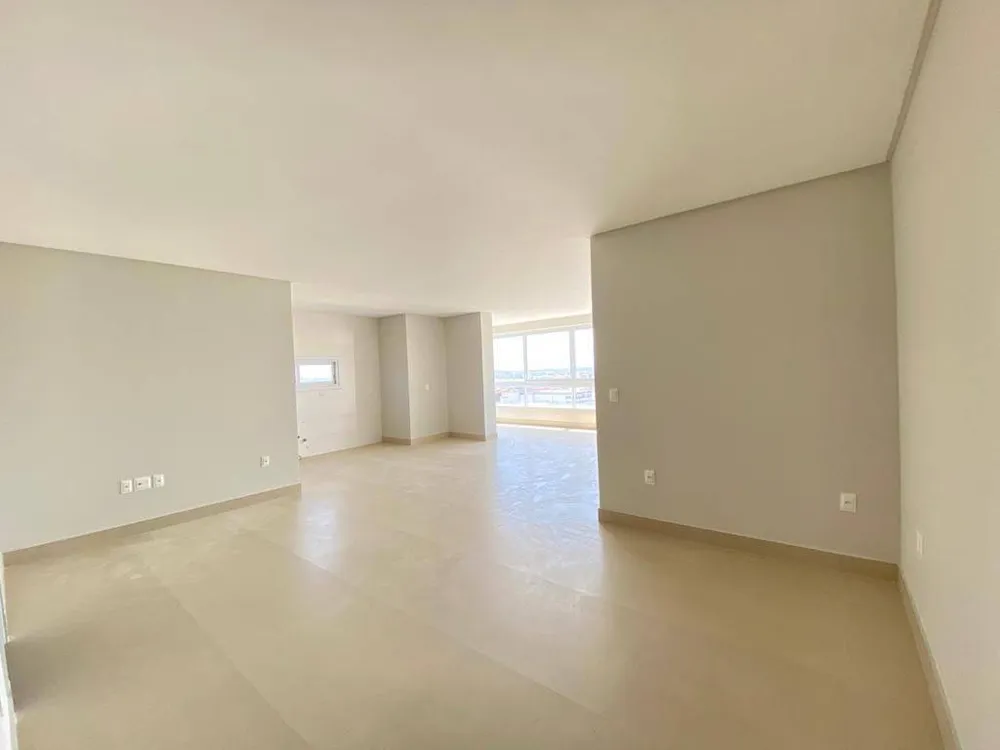 Apartamento, 3 quartos, 170 m² - Foto 8