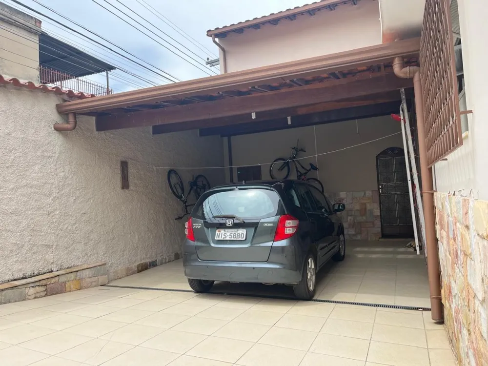 Casa, 3 quartos, 250 m² - Foto 11